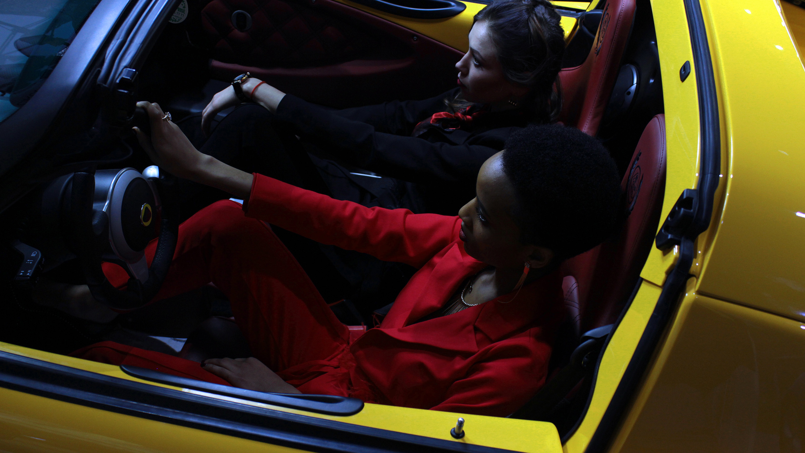 GOLDMODASTUDIO · Lotus фотопроєкт